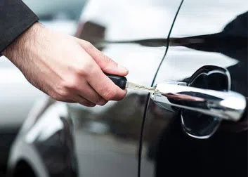 City Locksmith Services Providence, RI 401-249-9276 - 3-Locksmith-26-Key-Service